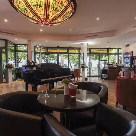 Toscane Hotel Montreux