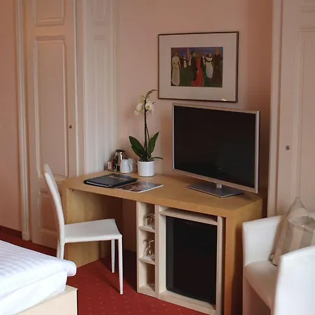 托斯卡纳别墅酒店 3* 蒙特勒