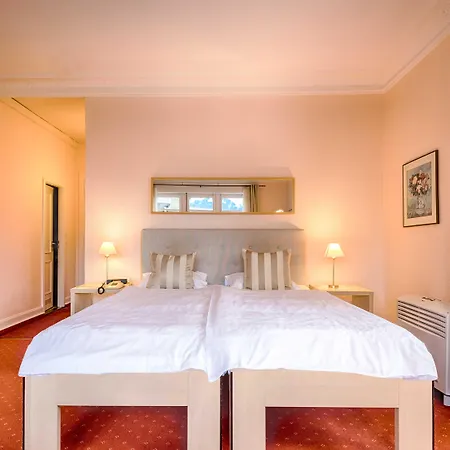 Toscane 3* Монтрё