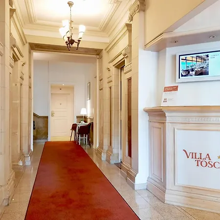 Отель Toscane 3*